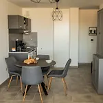 2pers, Terrasse Et Parking Apartman *